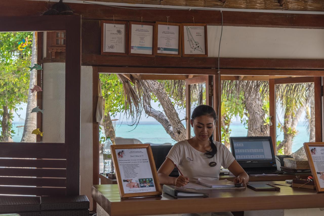 Palm Beach Island Resort & Spa Maldives Fushifaru Екстер'єр фото